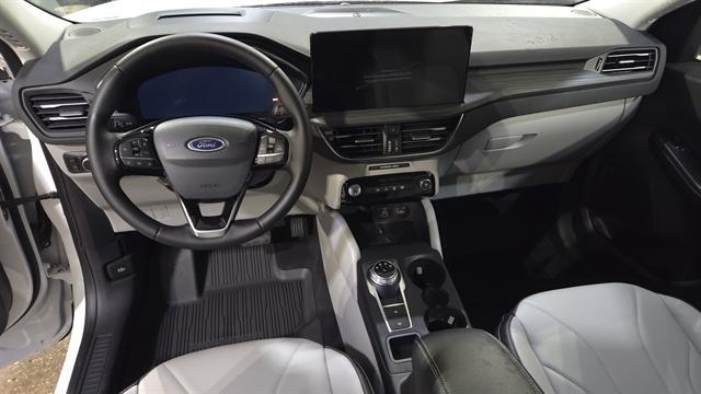 new 2025 Ford Escape car, priced at $40,900