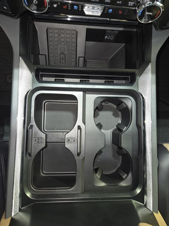 new 2025 Ford F-250 car, priced at $70,466