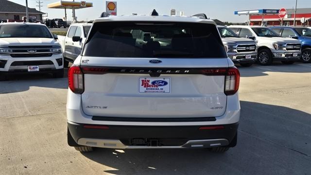 new 2025 Ford Explorer car, priced at $45,643