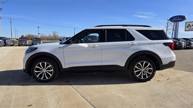 new 2025 Ford Explorer car, priced at $45,516