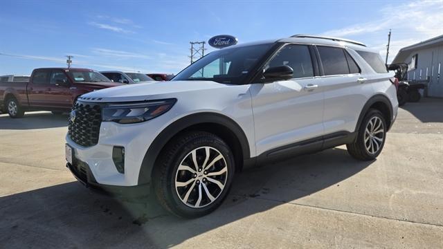 new 2025 Ford Explorer car, priced at $45,516