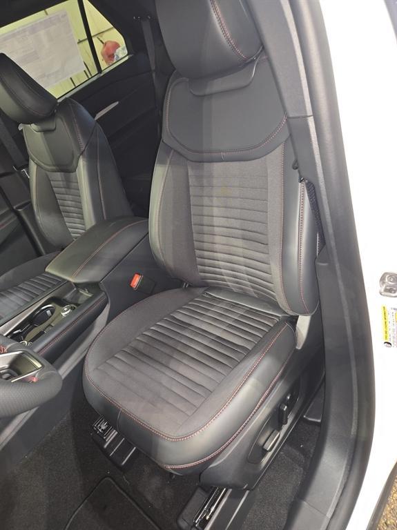 new 2025 Ford Explorer car, priced at $45,516