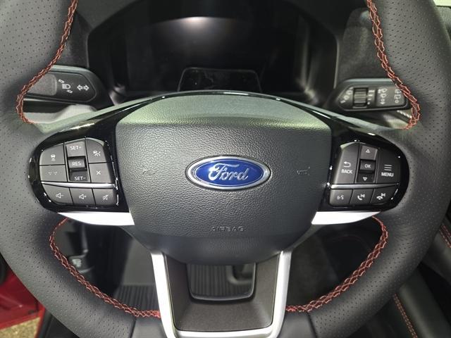 new 2025 Ford Explorer car, priced at $45,801