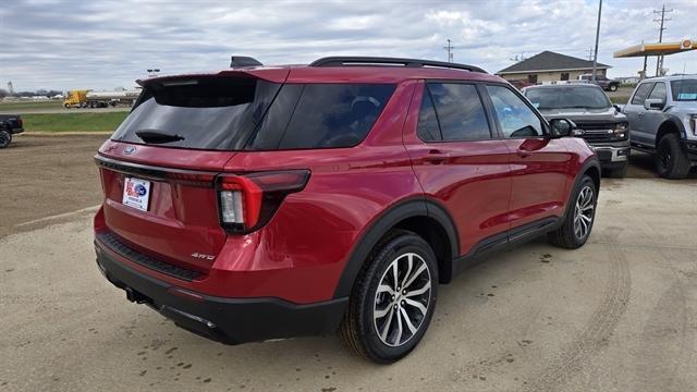 new 2025 Ford Explorer car, priced at $45,801