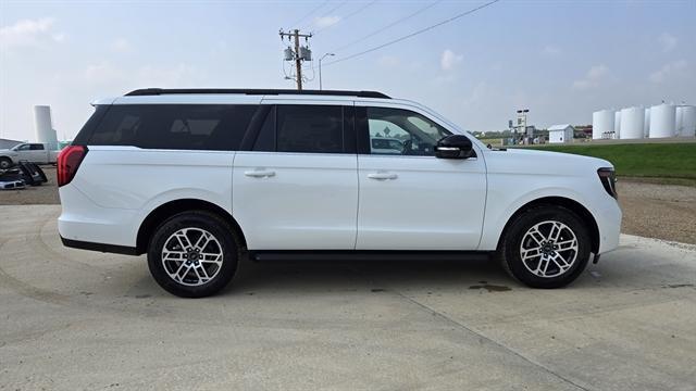 new 2025 Ford Expedition Max car, priced at $74,188