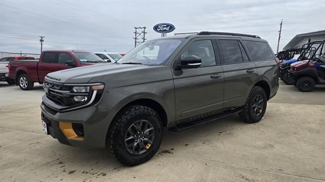new 2025 Ford Expedition car, priced at $81,774