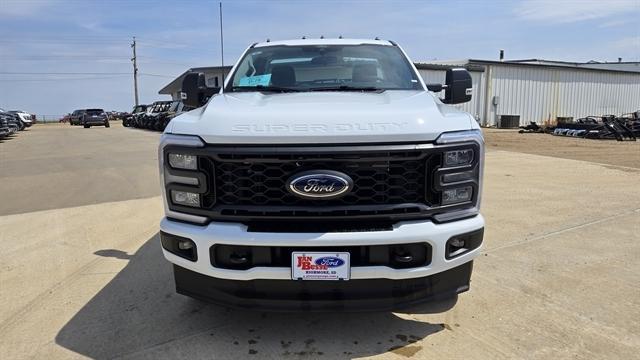 new 2025 Ford F-350 car, priced at $55,465