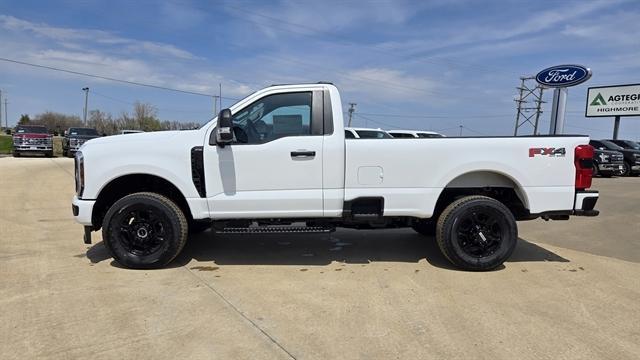 new 2025 Ford F-350 car, priced at $55,465