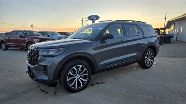 new 2025 Ford Explorer car, priced at $45,357
