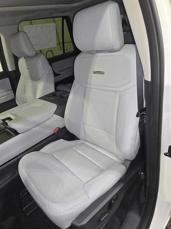 new 2025 Ford Expedition Max car, priced at $80,990