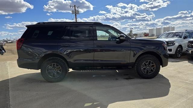 new 2025 Ford Expedition car, priced at $81,710