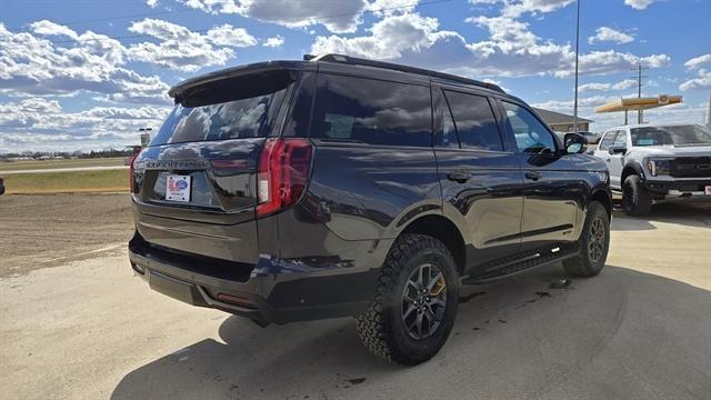 new 2025 Ford Expedition car, priced at $81,710