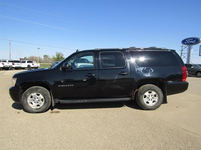 used 2011 Chevrolet Suburban car, priced at $8,450