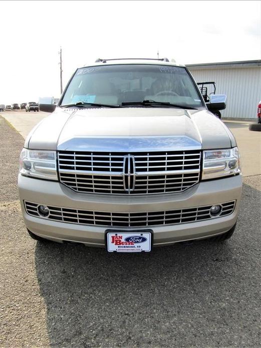 used 2007 Lincoln Navigator car, priced at $8,950