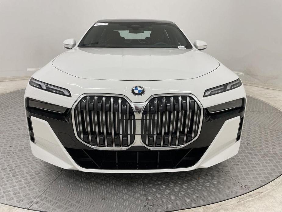 new 2024 BMW 760 car, priced at $122,295