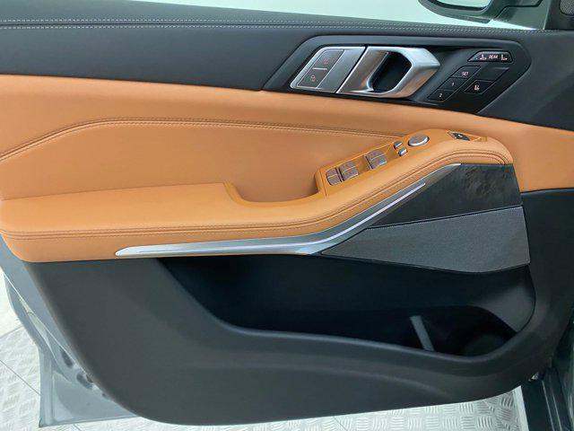 new 2026 BMW X7 car, priced at $93,750