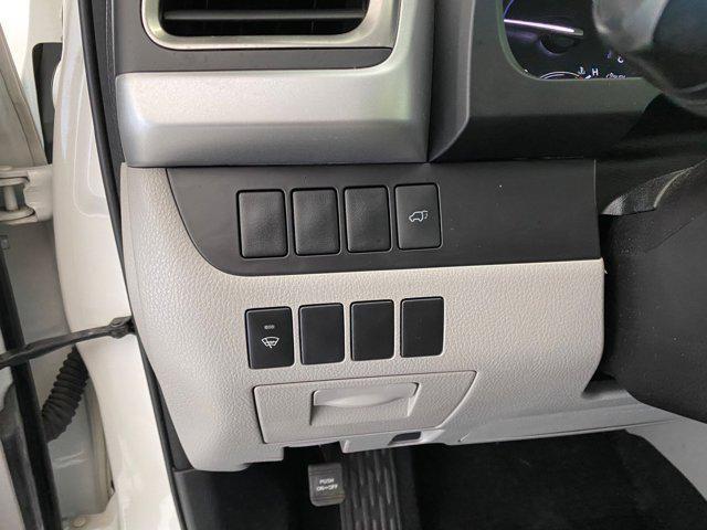 used 2016 Toyota Highlander car, priced at $18,999