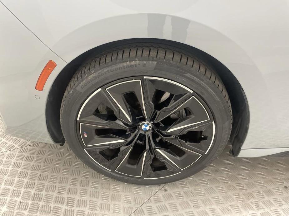 used 2023 BMW i7 car, priced at $87,996