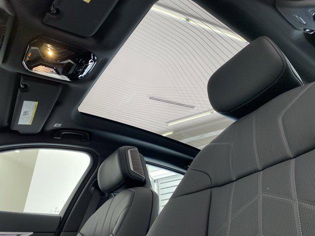 new 2025 BMW 760 car, priced at $127,995