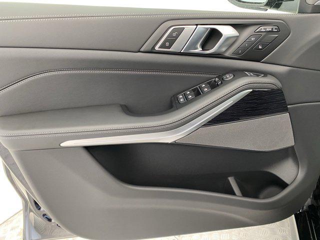 new 2026 BMW X7 car, priced at $96,900