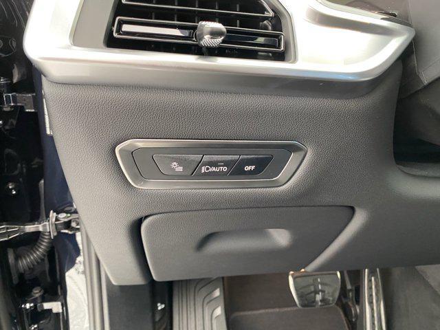 new 2026 BMW X7 car, priced at $96,900