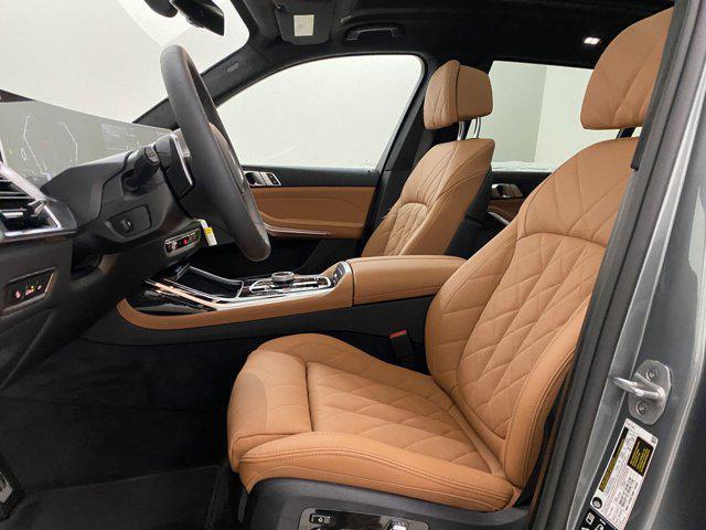 new 2025 BMW X7 car, priced at $97,745