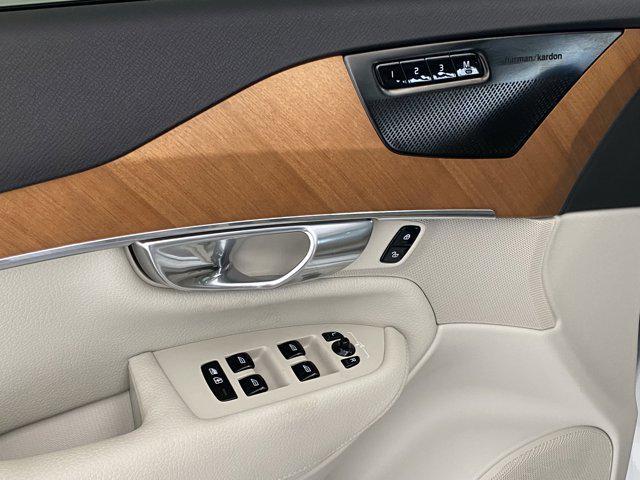 used 2022 Volvo XC90 car, priced at $37,498