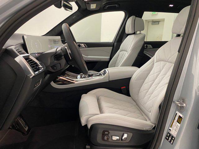new 2026 BMW X7 car, priced at $100,950