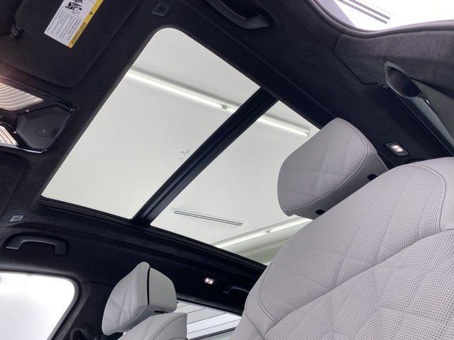 new 2026 BMW X7 car, priced at $91,150