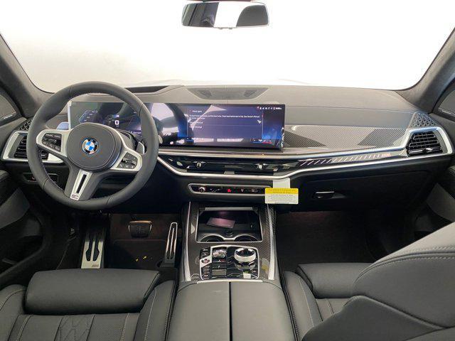 new 2026 BMW X7 car, priced at $122,100
