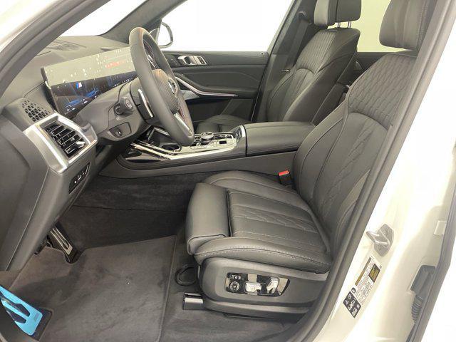 new 2025 BMW X7 car, priced at $122,370