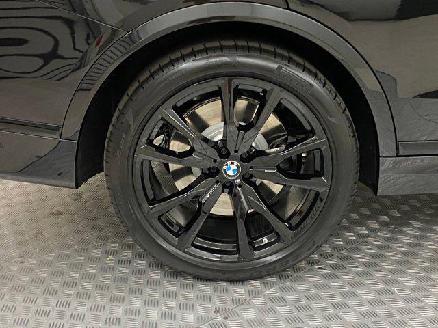 new 2026 BMW X7 car, priced at $124,350