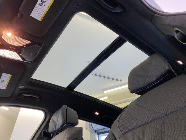 new 2026 BMW X7 car, priced at $97,900