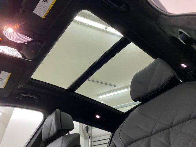 new 2026 BMW X7 car, priced at $95,865