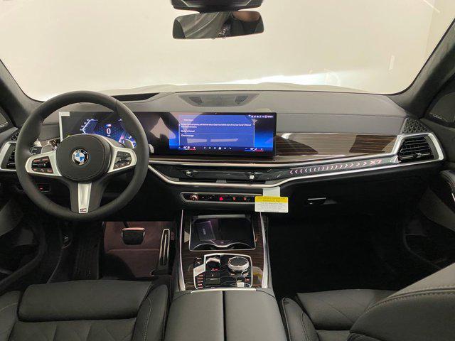 new 2026 BMW X7 car, priced at $95,865