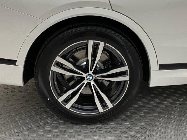 new 2026 BMW X7 car, priced at $98,400