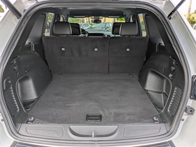 used 2022 Jeep Grand Cherokee car, priced at $26,990