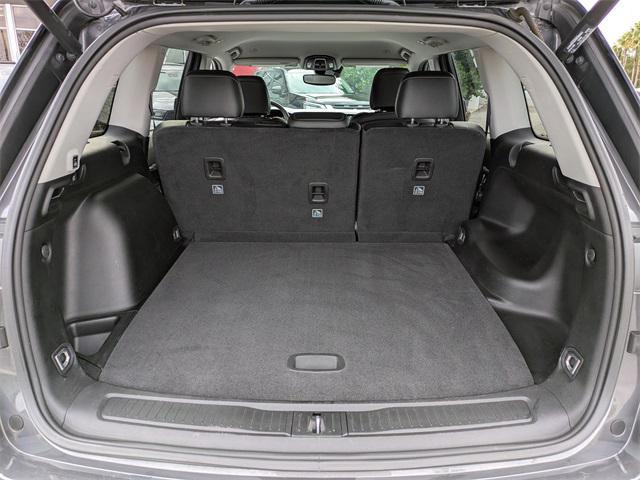 used 2023 Jeep Grand Cherokee car, priced at $31,990