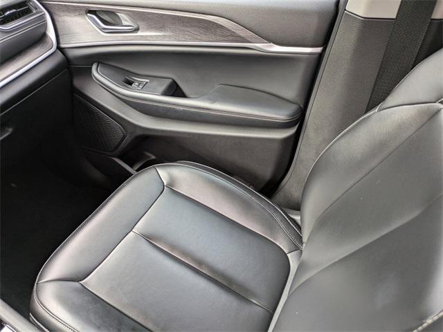 used 2023 Jeep Grand Cherokee car, priced at $31,990