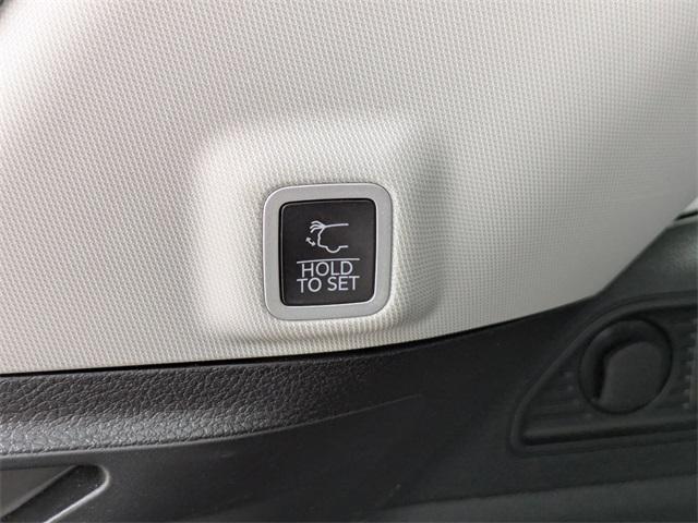 used 2023 Jeep Grand Cherokee car, priced at $31,990