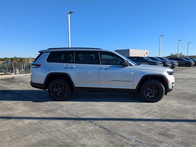 new 2025 Jeep Grand Cherokee L car, priced at $42,884