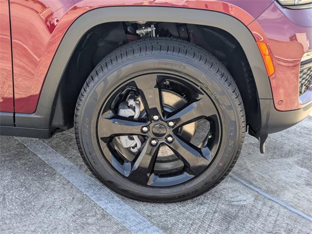 new 2025 Jeep Grand Cherokee car, priced at $50,727
