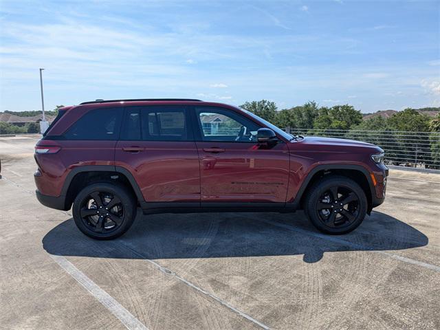 new 2025 Jeep Grand Cherokee car, priced at $50,727