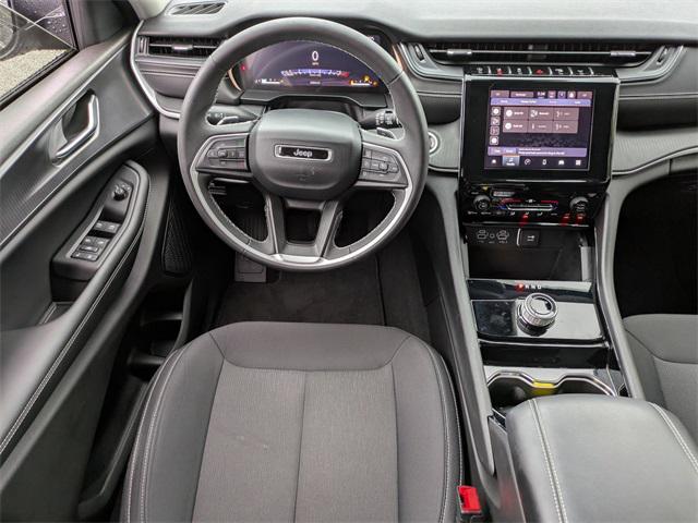 used 2023 Jeep Grand Cherokee car, priced at $35,990
