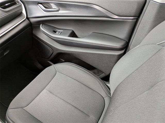used 2023 Jeep Grand Cherokee car, priced at $35,990