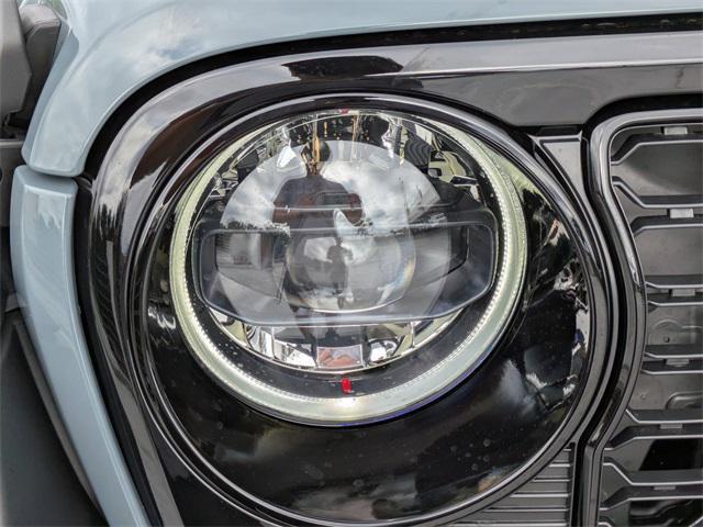 new 2025 Jeep Wrangler car, priced at $47,380