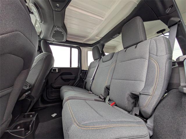 new 2025 Jeep Wrangler car, priced at $47,380