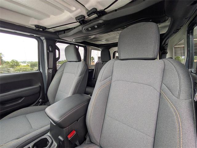 new 2025 Jeep Wrangler car, priced at $47,380