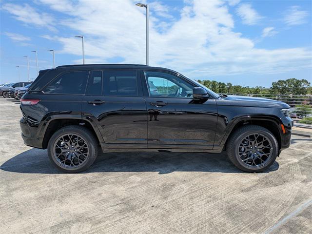 new 2025 Jeep Grand Cherokee car, priced at $69,373