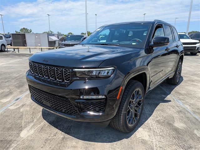 new 2025 Jeep Grand Cherokee car, priced at $69,373